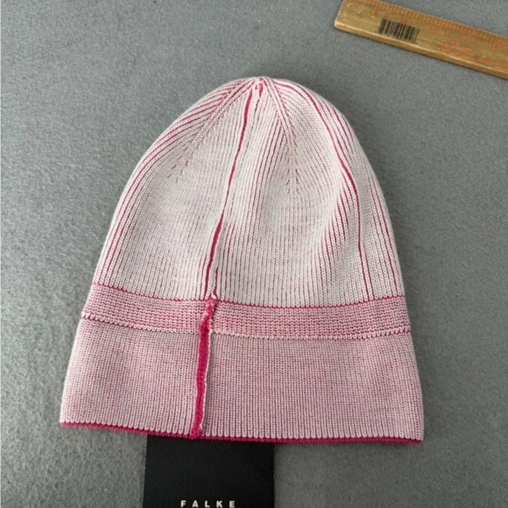 Falke Germany Beanie Hat‎ Unisex Pink Ski Logo Merino Wool Blend Ribbed Sporty